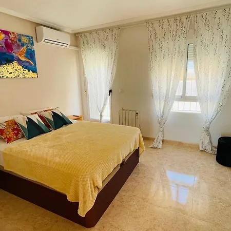 Apartman With A Sea View *